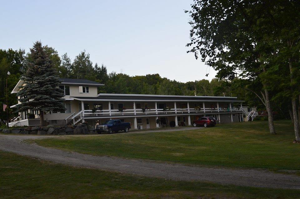 Maple Ridge Resort Michigamme Esterno foto